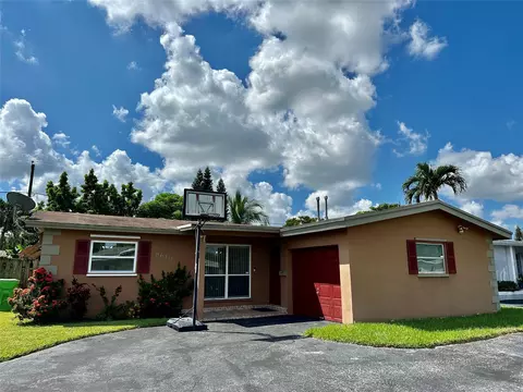 8610 NW 26th Pl, Sunrise, FL 33322