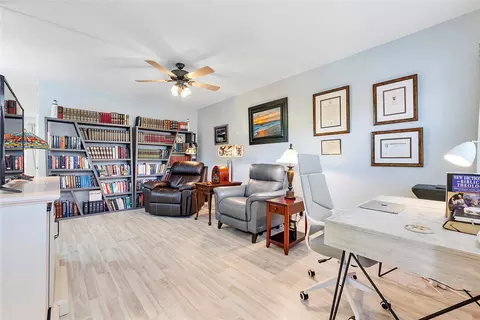 1951 NE 39th St #240, Lighthouse Point, FL 33064