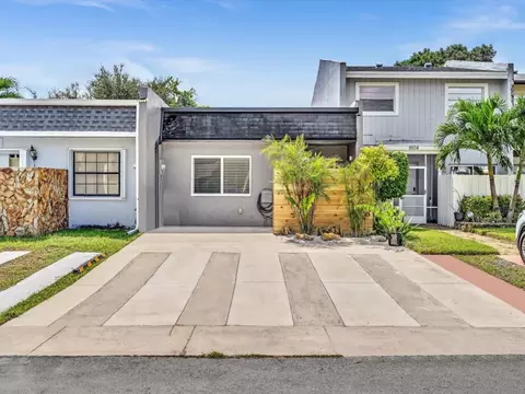 9102 NW 35th, Sunrise, FL 33351