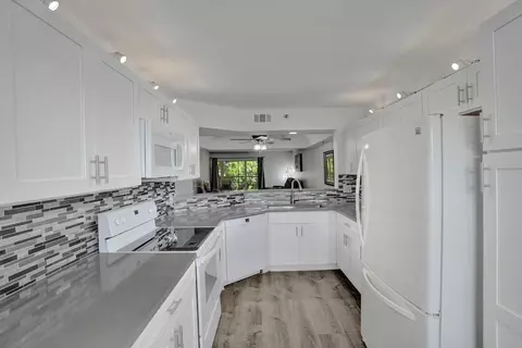 23344 S Carolwood #6403, Boca Raton, FL 33428