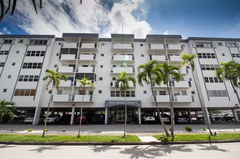 1720 Jefferson St #508, Hollywood, FL 33020