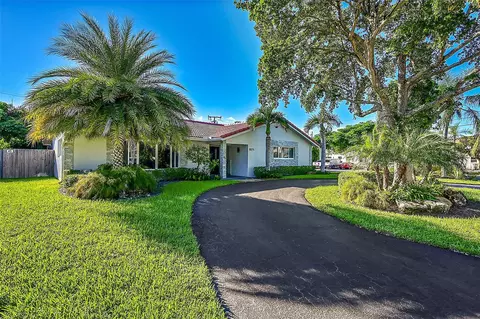 5571 NE 26th Ave, Fort Lauderdale, FL 33308