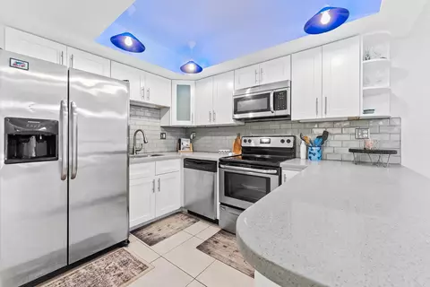 51 Madrid Ln #2-14, Fort Lauderdale, FL 33324