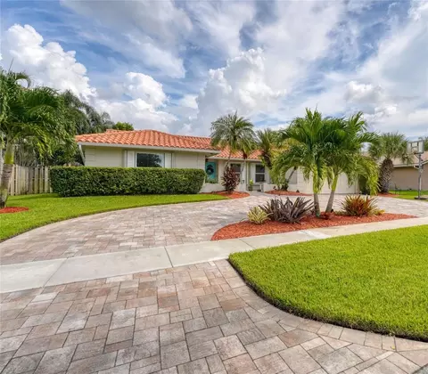 9761 NW 16th, Plantation, FL 33322