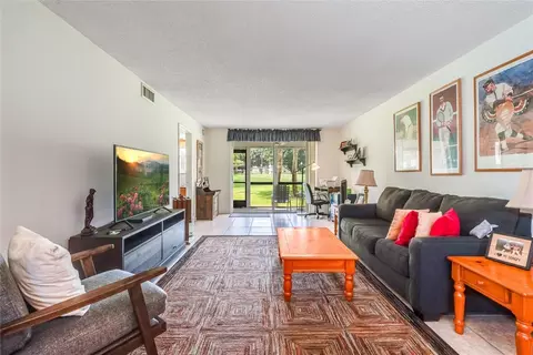 811 S Hollybrook #106, Pembroke Pines, FL 33025