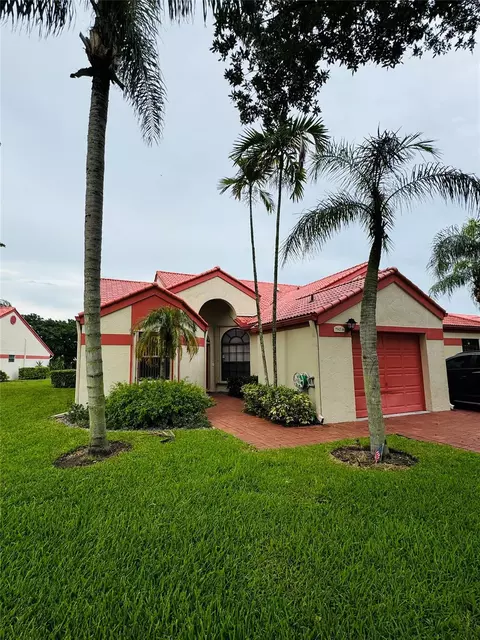 7545 Lexington Club Blvd #A, Delray Beach, FL 33446