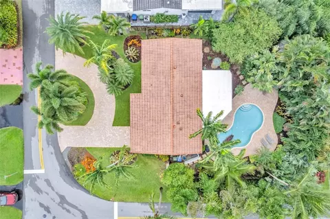 2833 NE 3rd, Wilton Manors, FL 33334