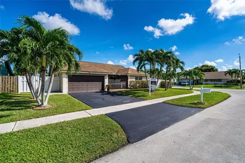 11651 NW 39th, Sunrise, FL 33323