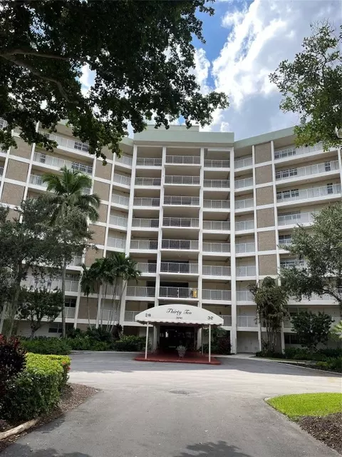 3010 N N Crse #409, Pompano Beach, FL 33069