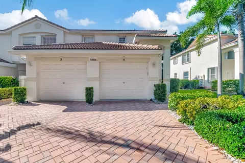 7886 Laina Ln #4, Boynton Beach, FL 33437