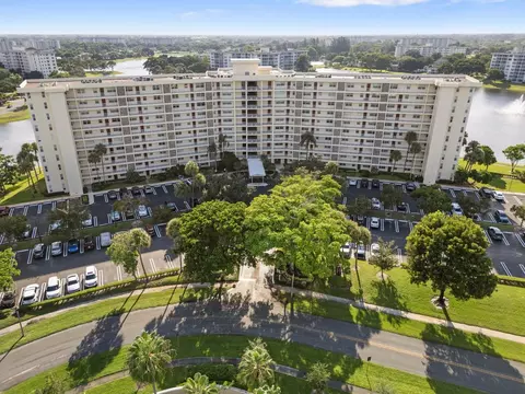 3095 N Course Dr #1003, Pompano Beach, FL 33069