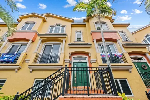 1823 Coral Hts #605, Oakland Park, FL 33308