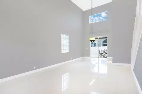 Undisclosed, Pembroke Pines, FL 33028