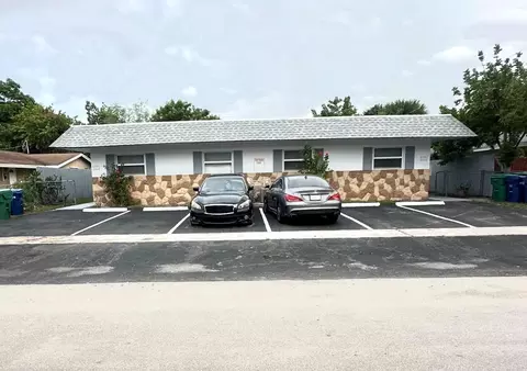 5301-5307 NW 18th Ct, Lauderhill, FL 33313