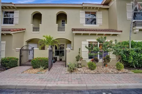 110 Monterey Bay #110, Boynton Beach, FL 33426
