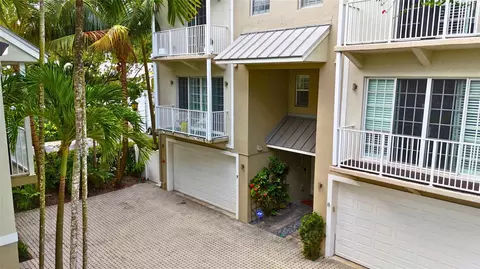 2685 NE 9th #7, Wilton Manors, FL 33334