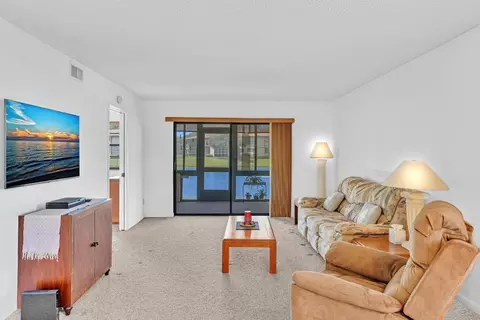 9581 W Mcnab #111, Tamarac, FL 33321