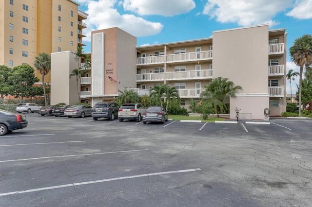 901 N Riverside Dr #1D, Pompano Beach, FL 33062