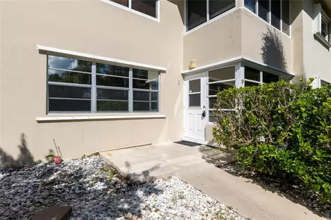 2734 NE 27th #2, Lighthouse Point, FL 33064