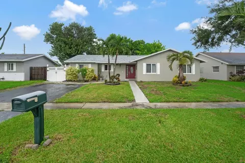8431 NW 45, Lauderhill, FL 33351