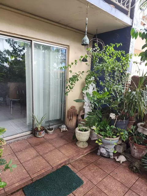 4301 NW South Tamiami Dr #111, Miami, FL 33126