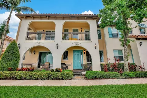 2953 Tortola #2953, Hollywood, FL 33024