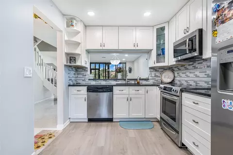 3964 Cocoplum #H, Pompano Beach, FL 33063