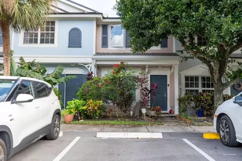 3332 Confetti Ln, Margate, FL 33063