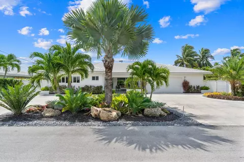 2812 NE 28th St, Fort Lauderdale, FL 33306