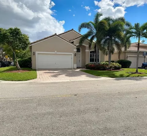 5457 NW 122 Dr, Coral Springs, FL 33076