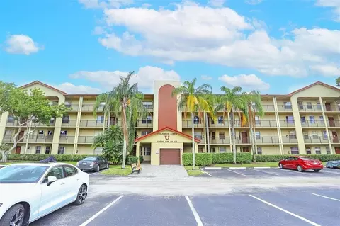 13000 SW 15th #111, Pembroke Pines, FL 33027