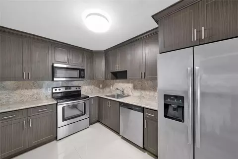 490 N Laurel #7A, Margate, FL 33063