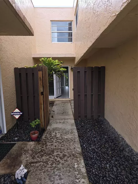 9033 NE 4th Ave Rd #9033, Miami Shores, FL 33138