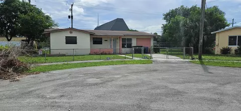 3490 NW 1st St, Lauderhill, FL 33311
