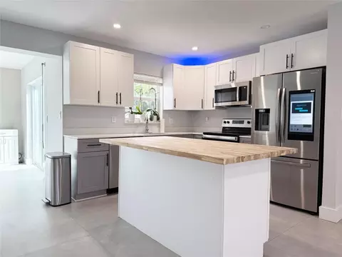 1761 NW 38th, Oakland Park, FL 33309