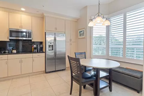 16135 Emerald Ests #271, Weston, FL 33331