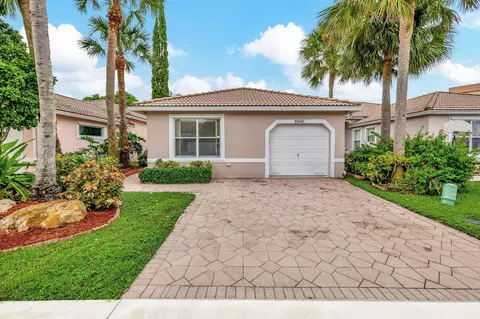 8845 NW 39th Pl, Coral Springs, FL 33065