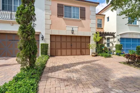 2036 Foxtail Vw, West Palm Beach, FL 33411