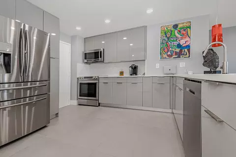 3015 N Ocean Blvd #17D, Fort Lauderdale, FL 33308