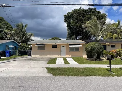 7013 SW 19th, North Lauderdale, FL 33068