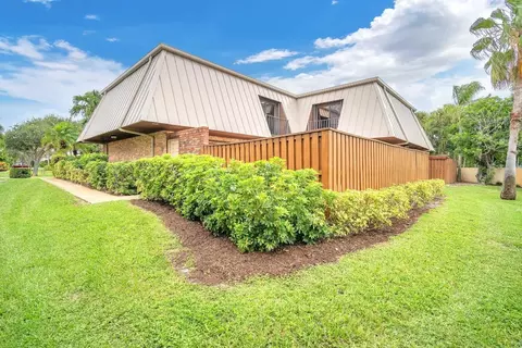 1420 Ocean #21C, Jupiter, FL 33477