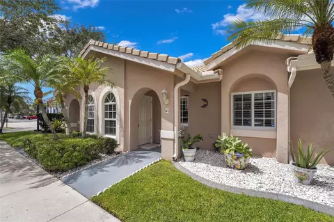 3185 Holiday Springs Blvd #45, Margate, FL 33063