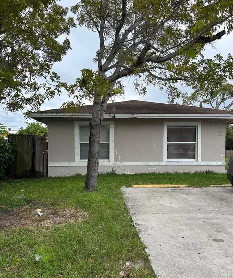 1801-1803 SW 44th Ter, Fort Lauderdale, FL 33317