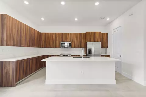 12327 SW 43rd, Davie, FL 33330