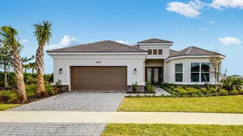 10021 SW Davanti, Port Saint Lucie, FL 34987