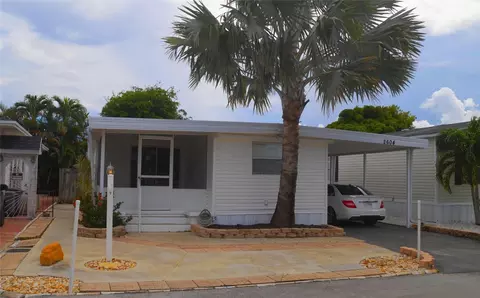 2604 E Marina, Fort Lauderdale, FL 33312