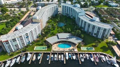2731 NE 14th St #517, Pompano Beach, FL 33062