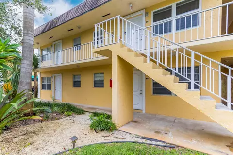 5186 NE 6th Ave #719, Oakland Park, FL 33334