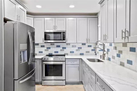 4653 Carambola Cir #2734, Coconut Creek, FL 33066