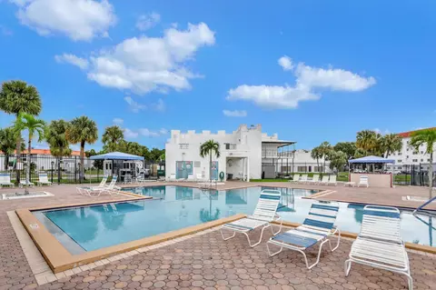 4851 NW 21st St #400, Lauderhill, FL 33313